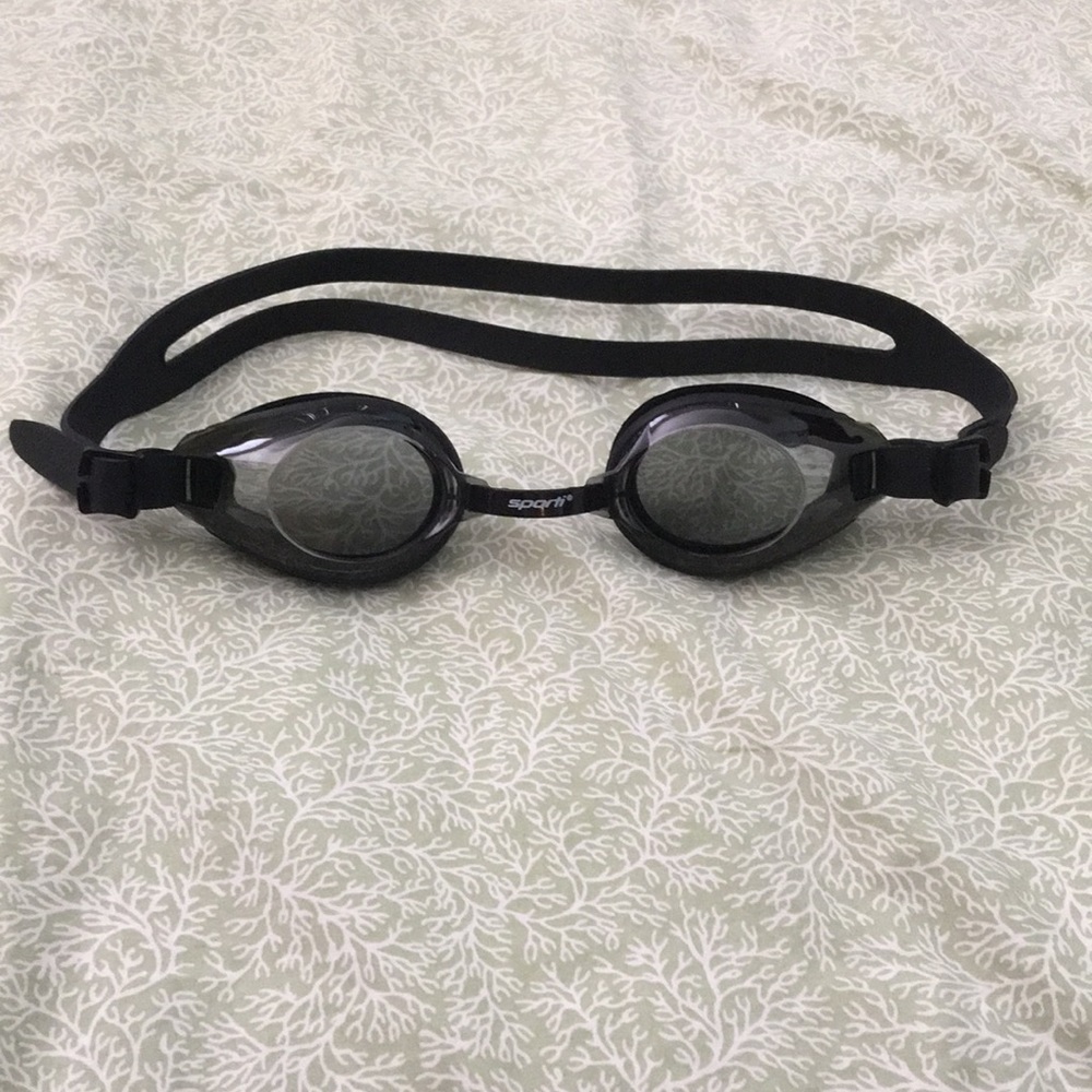 FREE w/$10 purchase. Worn once! Sporti 🕶 goggles